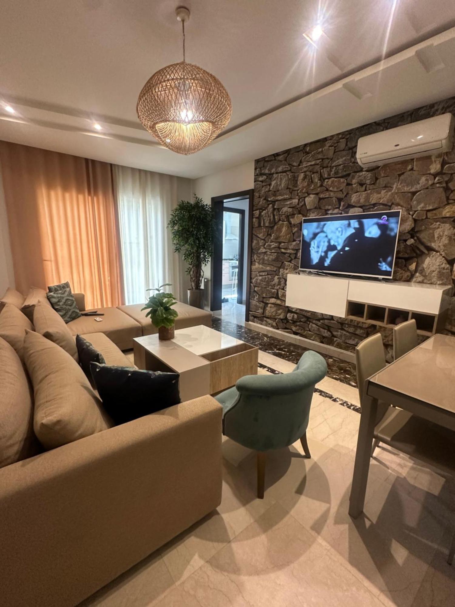 Appartamento apparemment très chic au jardins de carthage Tunisi Esterno foto